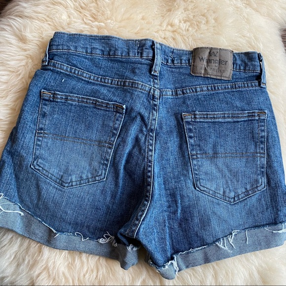 Vintage wrangler cut-off denim shorts - Picture 4 of 4